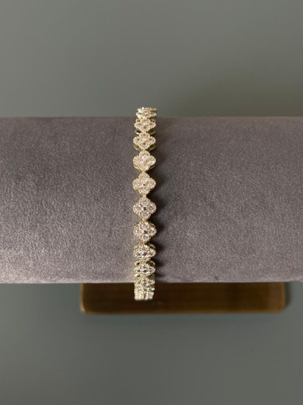 Yonca Detaylı Su Yolu Bileklik 2