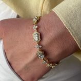 Çiçek Detaylı Taşlı Bileklik 1