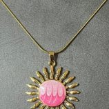 Pembe Detaylı Güneş Kolye 2